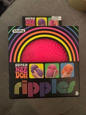 Super NeeDoh Ripples Stress Toy - Pink